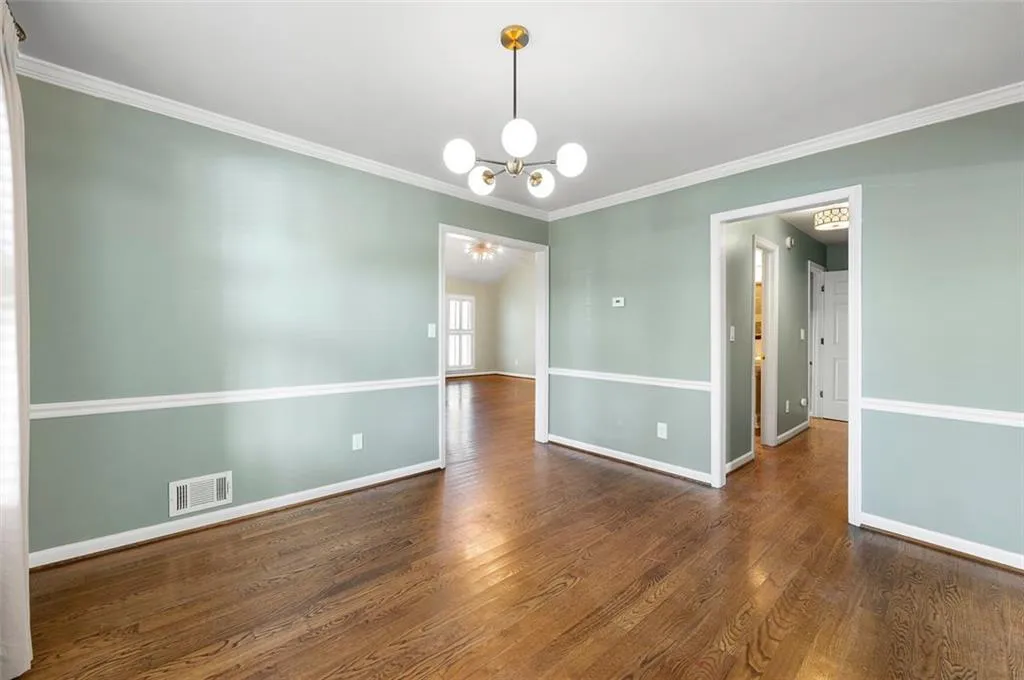 1214 Defoors Court Nw Unit 1a, Atlanta, Georgia 30318, 2 Bedrooms Bedrooms, ,2 BathroomsBathrooms,Residential,For Sale,1214 Defoors Court Nw Unit 1a,7561977