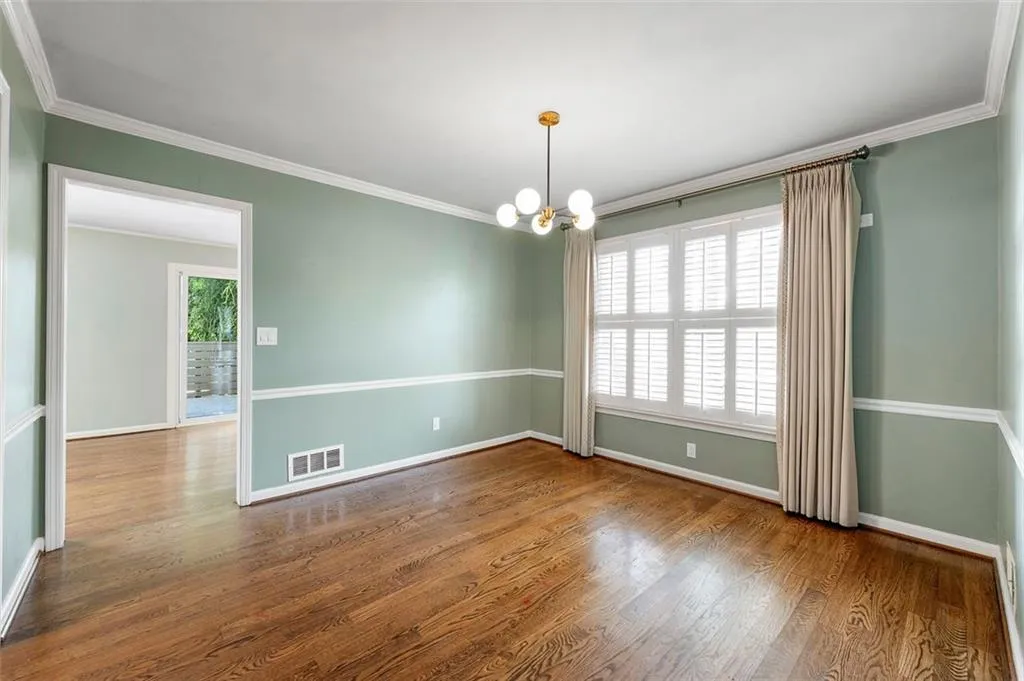 1214 Defoors Court Nw Unit 1a, Atlanta, Georgia 30318, 2 Bedrooms Bedrooms, ,2 BathroomsBathrooms,Residential,For Sale,1214 Defoors Court Nw Unit 1a,7561977