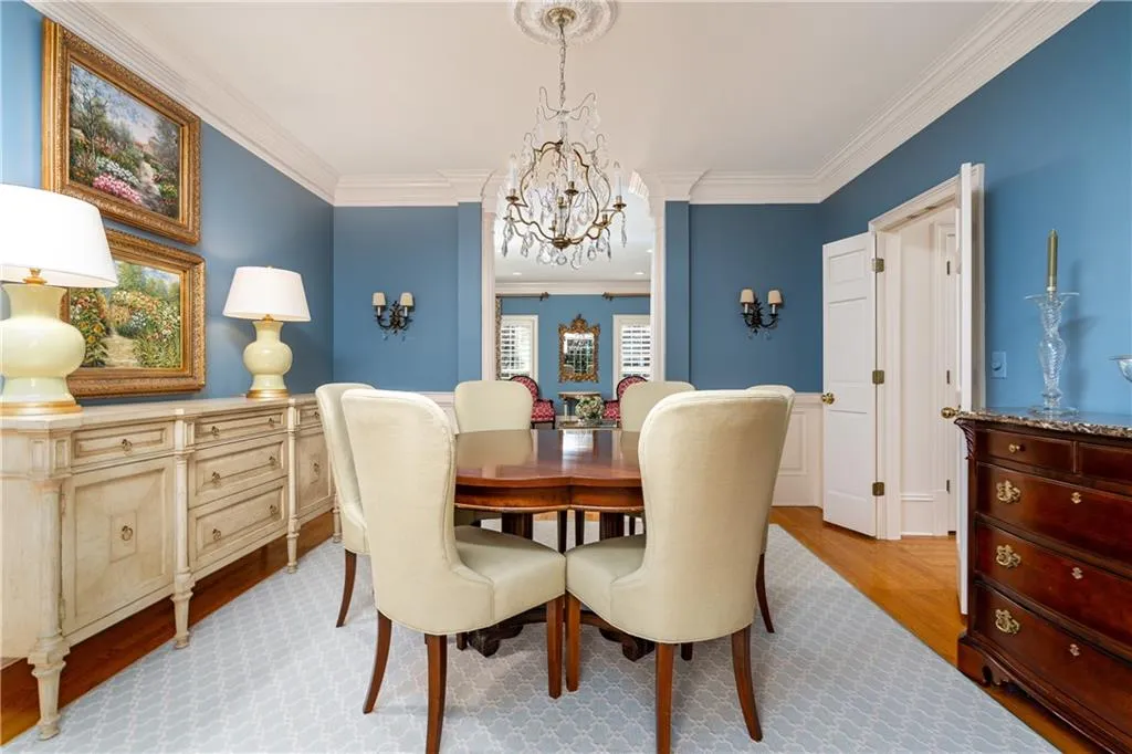 100 Gilford Way, Sandy Springs, Georgia 30350, 6 Bedrooms Bedrooms, ,5 BathroomsBathrooms,Residential,Sold,100 Gilford Way,6830769