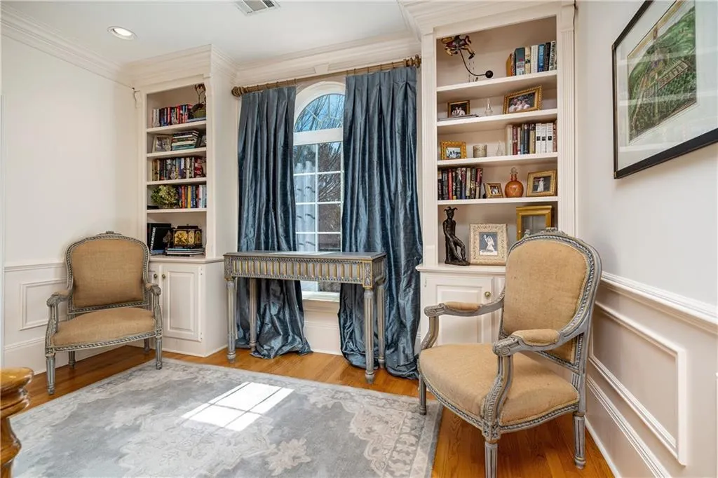 100 Gilford Way, Sandy Springs, Georgia 30350, 6 Bedrooms Bedrooms, ,5 BathroomsBathrooms,Residential,Sold,100 Gilford Way,6830769