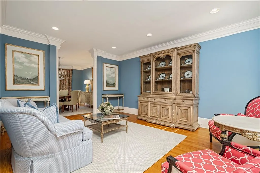 100 Gilford Way, Sandy Springs, Georgia 30350, 6 Bedrooms Bedrooms, ,5 BathroomsBathrooms,Residential,Sold,100 Gilford Way,6830769