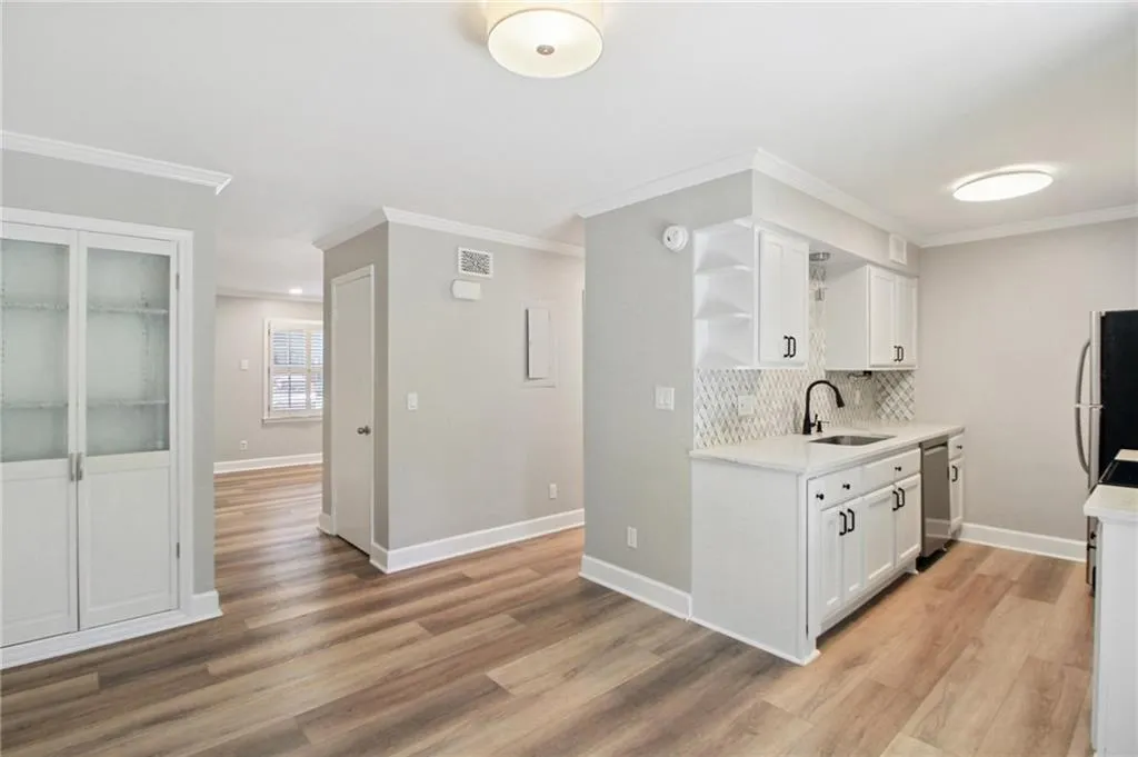 248 Triumph Drive Nw, Atlanta, Georgia 30327, 2 Bedrooms Bedrooms, ,2 BathroomsBathrooms,Residential,For Sale,248 Triumph Drive Nw,7652742