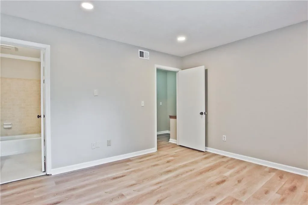 248 Triumph Drive Nw, Atlanta, Georgia 30327, 2 Bedrooms Bedrooms, ,2 BathroomsBathrooms,Residential,For Sale,248 Triumph Drive Nw,7652742