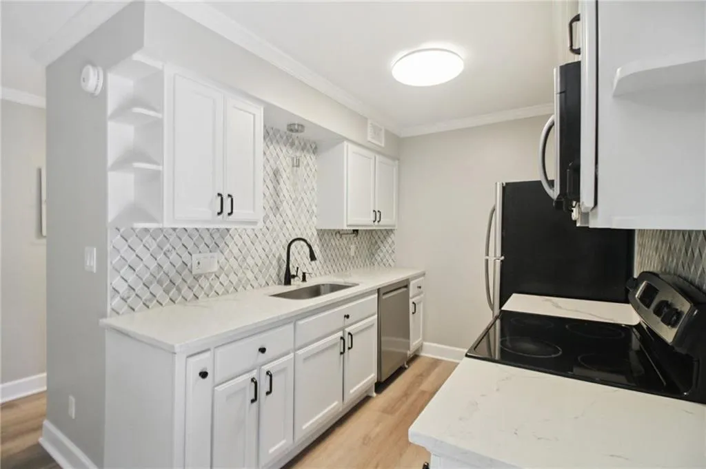 248 Triumph Drive Nw, Atlanta, Georgia 30327, 2 Bedrooms Bedrooms, ,2 BathroomsBathrooms,Residential,For Sale,248 Triumph Drive Nw,7652742