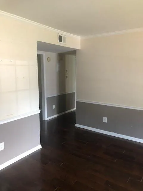 5528 Kingsport Drive, Atlanta, Georgia 30342, 2 Bedrooms Bedrooms, ,1 BathroomBathrooms,Residential,Sold,5528 Kingsport Drive,6558943