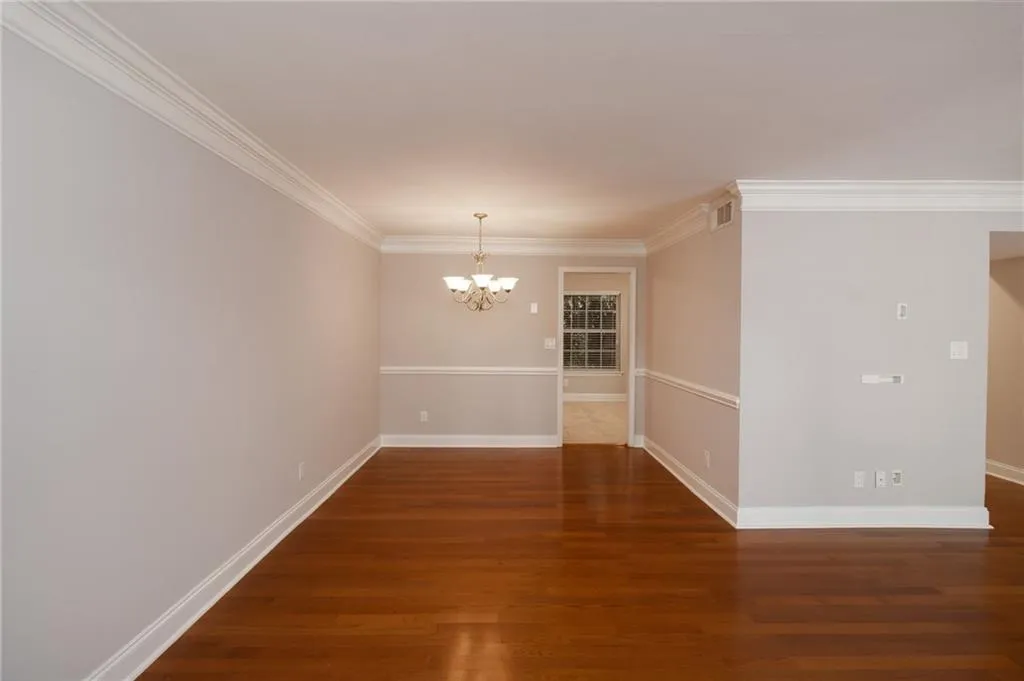 6980 Roswell Road Unit O2, Atlanta, Georgia 30328, 3 Bedrooms Bedrooms, ,2 BathroomsBathrooms,Residential,For Sale,6980 Roswell Road Unit O2,7639369