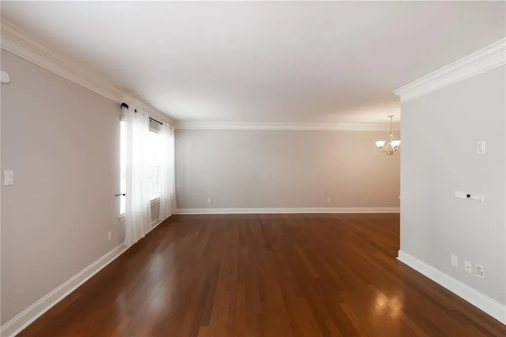 6980 Roswell Road Unit O2, Atlanta, Georgia 30328, 3 Bedrooms Bedrooms, ,2 BathroomsBathrooms,Residential,For Sale,6980 Roswell Road Unit O2,7639369