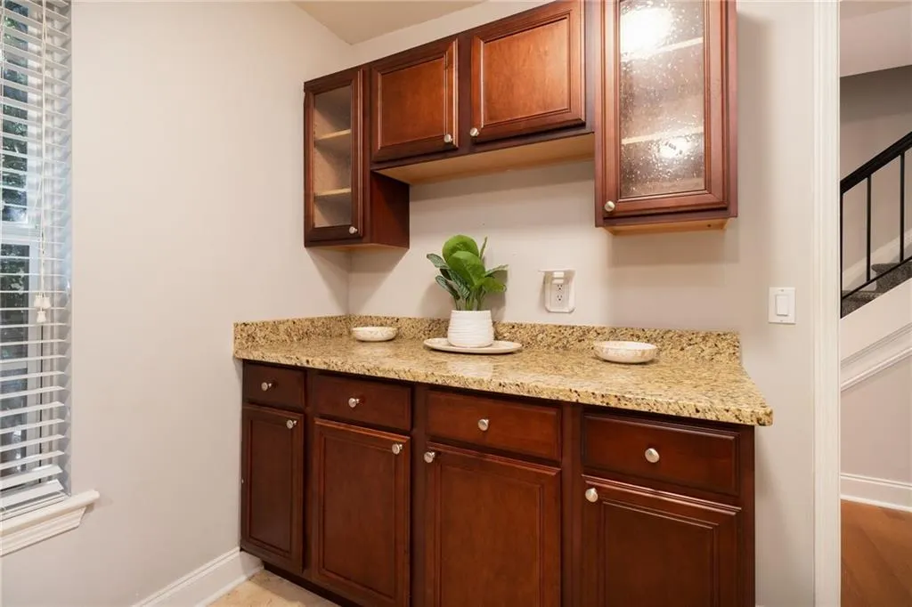 6980 Roswell Road Unit O2, Atlanta, Georgia 30328, 3 Bedrooms Bedrooms, ,2 BathroomsBathrooms,Residential,For Sale,6980 Roswell Road Unit O2,7639369