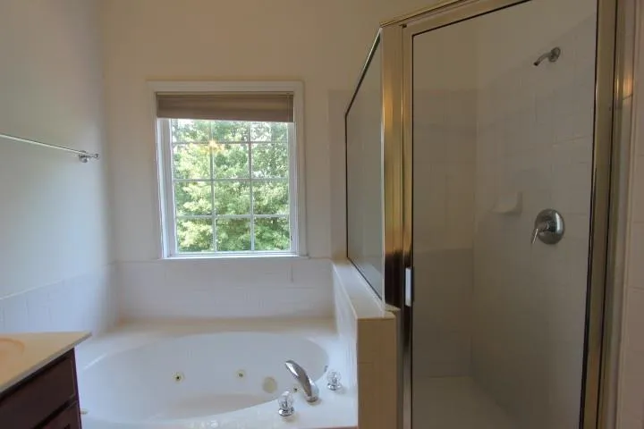 1200 Wing Street Unit 16, Sandy Springs, Georgia 30350, 3 Bedrooms Bedrooms, ,3 BathroomsBathrooms,Residential,Sold,1200 Wing Street Unit 16,5727365