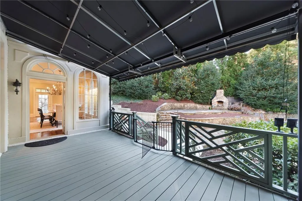 5620 Claire Rose Lane, Sandy Springs, Georgia 30327, 6 Bedrooms Bedrooms, ,5 BathroomsBathrooms,Residential,Sold,5620 Claire Rose Lane,6833976