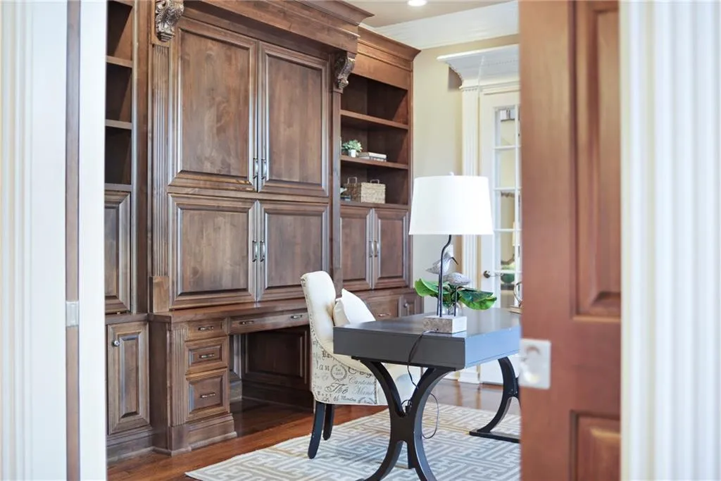 5620 Claire Rose Lane, Sandy Springs, Georgia 30327, 6 Bedrooms Bedrooms, ,5 BathroomsBathrooms,Residential,Sold,5620 Claire Rose Lane,6833976