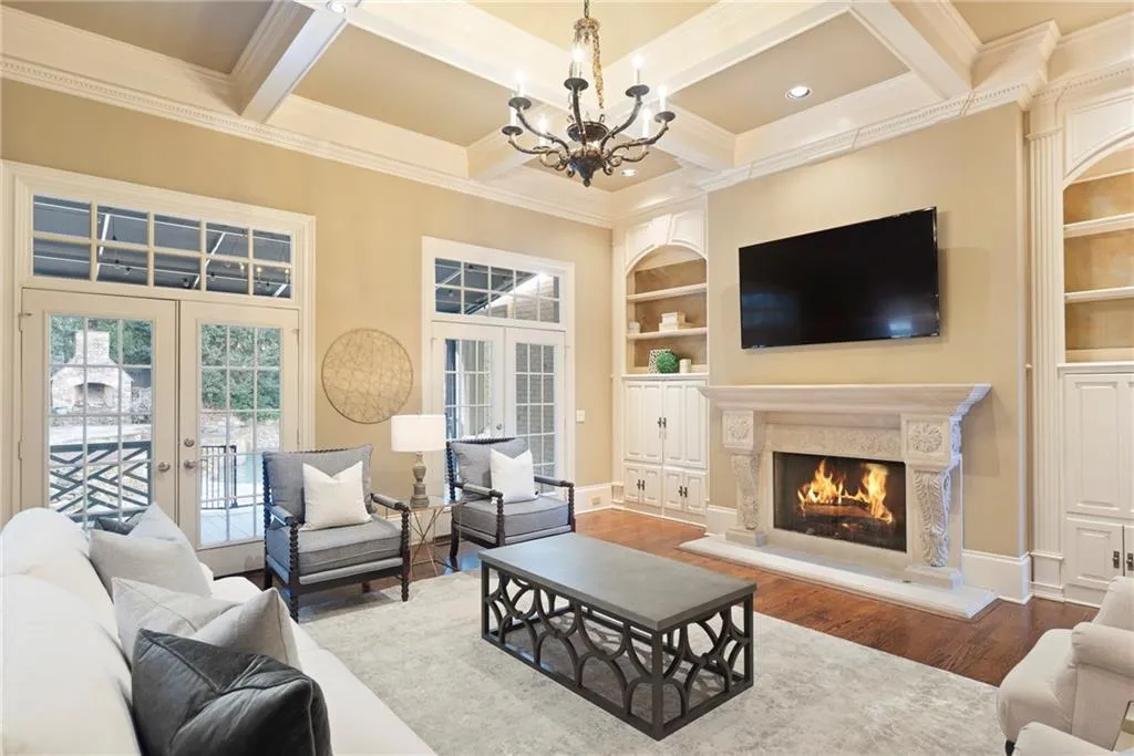 5620 Claire Rose Lane, Sandy Springs, Georgia 30327, 6 Bedrooms Bedrooms, ,5 BathroomsBathrooms,Residential,Sold,5620 Claire Rose Lane,6833976