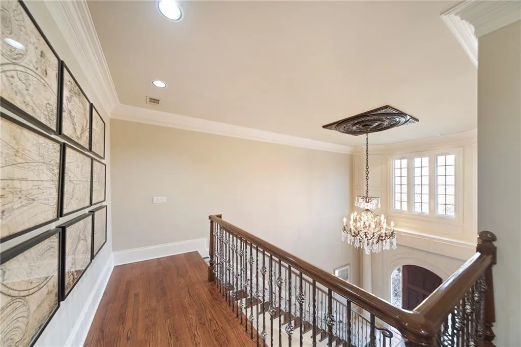 5620 Claire Rose Lane, Sandy Springs, Georgia 30327, 6 Bedrooms Bedrooms, ,5 BathroomsBathrooms,Residential,Sold,5620 Claire Rose Lane,6833976