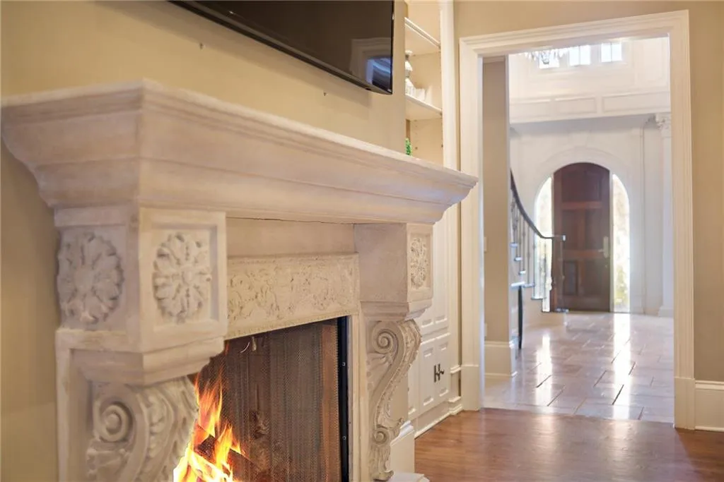 5620 Claire Rose Lane, Sandy Springs, Georgia 30327, 6 Bedrooms Bedrooms, ,5 BathroomsBathrooms,Residential,Sold,5620 Claire Rose Lane,6833976