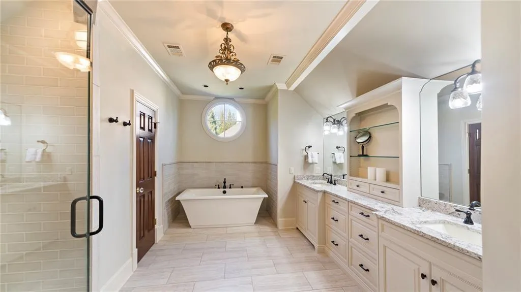 5620 Claire Rose Lane, Sandy Springs, Georgia 30327, 6 Bedrooms Bedrooms, ,5 BathroomsBathrooms,Residential,Sold,5620 Claire Rose Lane,6833976