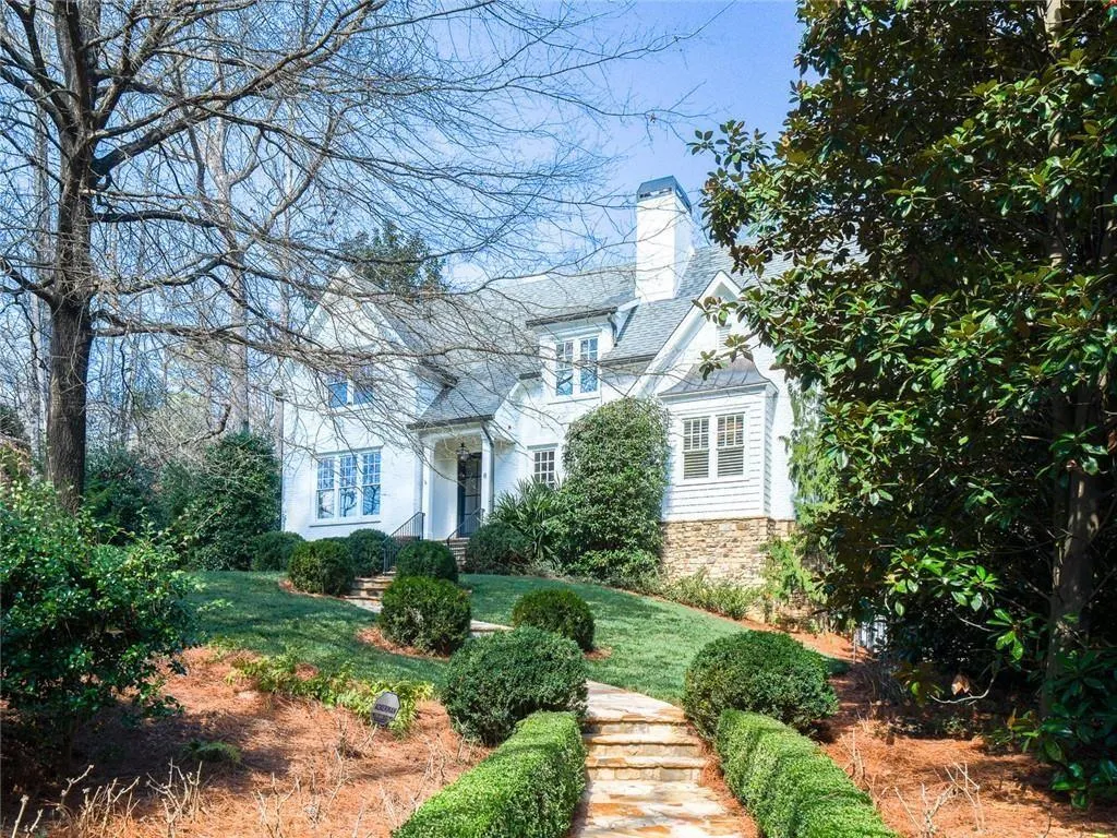 8 W Wieuca Road Ne, Atlanta, Georgia 30342, 7 Bedrooms Bedrooms, 0 ,6 BathroomsBathrooms,Residential,Sold,8 W Wieuca Road Ne,7723891