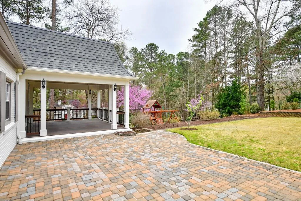 930 River Overlook Court, Atlanta, Georgia 30328, 4 Bedrooms Bedrooms, ,3 BathroomsBathrooms,Residential,Sold,930 River Overlook Court,6526724