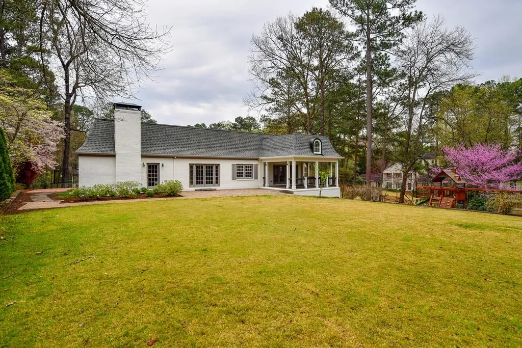 930 River Overlook Court, Atlanta, Georgia 30328, 4 Bedrooms Bedrooms, ,3 BathroomsBathrooms,Residential,Sold,930 River Overlook Court,6526724