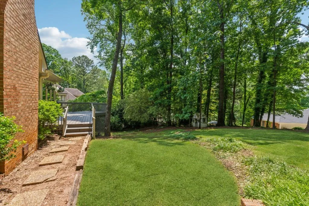 5510 Shiver Summit, Atlanta, Georgia 30342, 5 Bedrooms Bedrooms, ,3 BathroomsBathrooms,Residential,Sold,5510 Shiver Summit,7387327