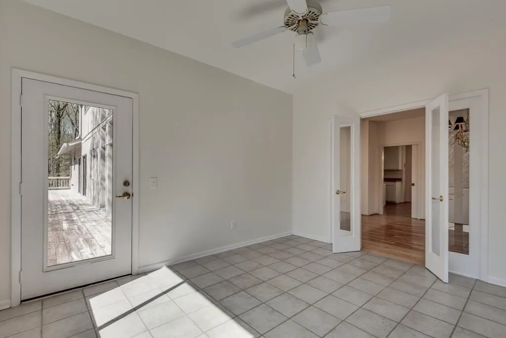 1400 Indian Trail, Sandy Springs, Georgia 30327, 3 Bedrooms Bedrooms, ,3 BathroomsBathrooms,Residential,Sold,1400 Indian Trail,7030081