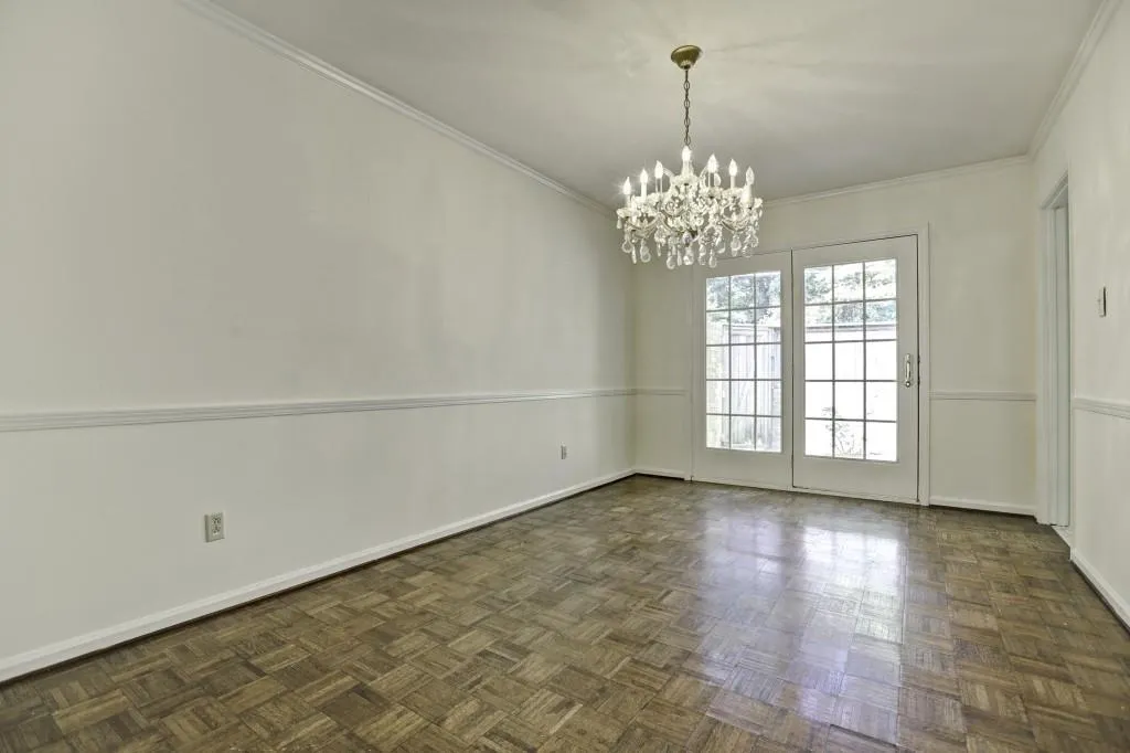 5400 Roswell Road Unit I-4, Atlanta, Georgia 30342, 3 Bedrooms Bedrooms, ,2 BathroomsBathrooms,Residential,Sold,5400 Roswell Road Unit I-4,5725925