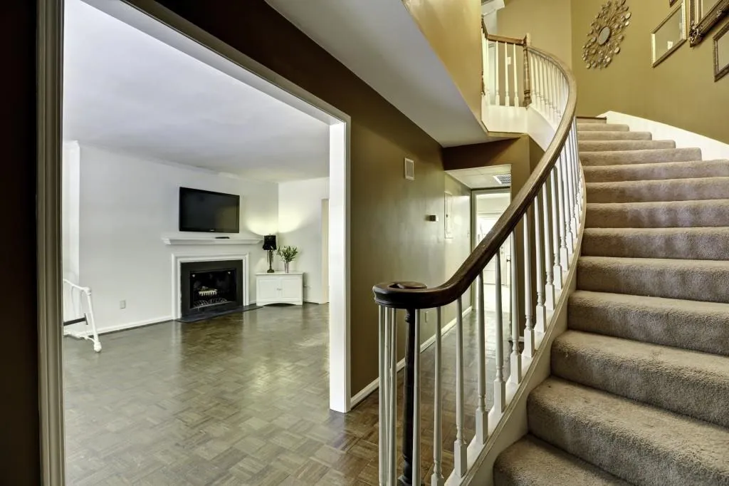 5400 Roswell Road Unit I-4, Atlanta, Georgia 30342, 3 Bedrooms Bedrooms, ,2 BathroomsBathrooms,Residential,Sold,5400 Roswell Road Unit I-4,5725925