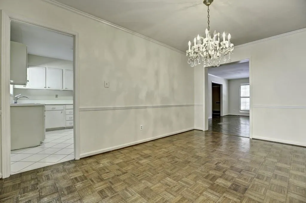 5400 Roswell Road Unit I-4, Atlanta, Georgia 30342, 3 Bedrooms Bedrooms, ,2 BathroomsBathrooms,Residential,Sold,5400 Roswell Road Unit I-4,5725925