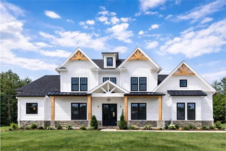 121 Palisade Drive, Rydal, Georgia 30171