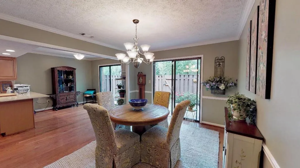 436 The North Chace Ne, Atlanta, Georgia 30328, 3 Bedrooms Bedrooms, ,2 BathroomsBathrooms,Residential,Sold,436 The North Chace Ne,6534648