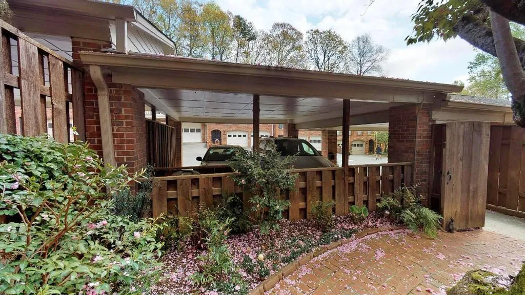 436 The North Chace Ne, Atlanta, Georgia 30328, 3 Bedrooms Bedrooms, ,2 BathroomsBathrooms,Residential,Sold,436 The North Chace Ne,6534648