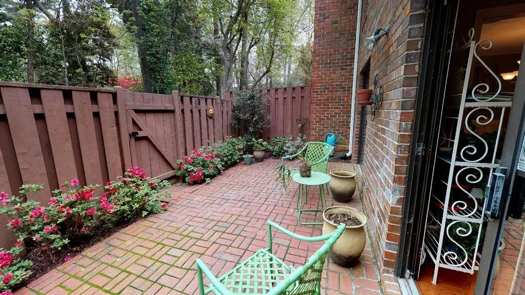 436 The North Chace Ne, Atlanta, Georgia 30328, 3 Bedrooms Bedrooms, ,2 BathroomsBathrooms,Residential,Sold,436 The North Chace Ne,6534648