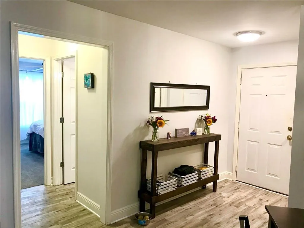 7103 Santa Fe Parkway, Sandy Springs, Georgia 30350, 2 Bedrooms Bedrooms, ,2 BathroomsBathrooms,Residential,Sold,7103 Santa Fe Parkway,6536396