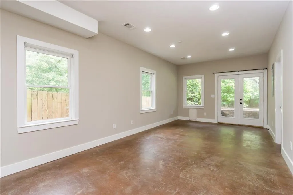 2430 Nw Claude Street Nw, Atlanta, Georgia 30318, 4 Bedrooms Bedrooms, ,3 BathroomsBathrooms,Residential,Sold,2430 Nw Claude Street Nw,6036619
