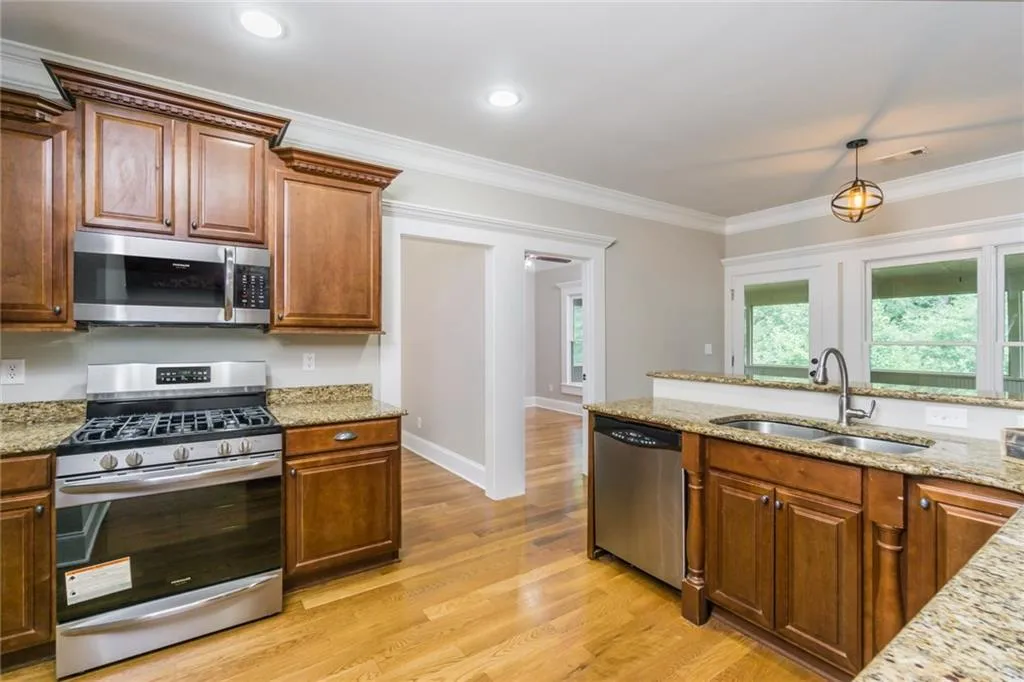 2430 Nw Claude Street Nw, Atlanta, Georgia 30318, 4 Bedrooms Bedrooms, ,3 BathroomsBathrooms,Residential,Sold,2430 Nw Claude Street Nw,6036619