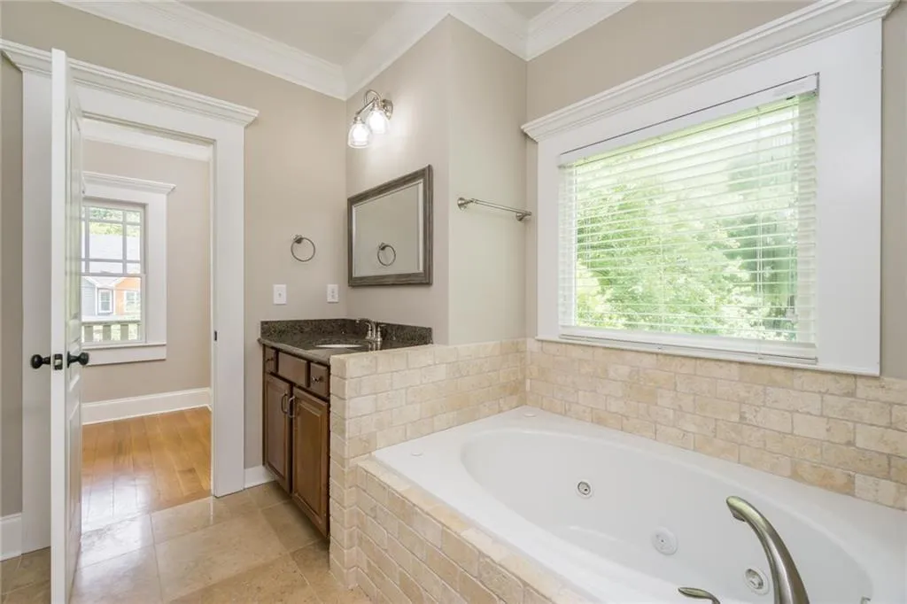 2430 Nw Claude Street Nw, Atlanta, Georgia 30318, 4 Bedrooms Bedrooms, ,3 BathroomsBathrooms,Residential,Sold,2430 Nw Claude Street Nw,6036619