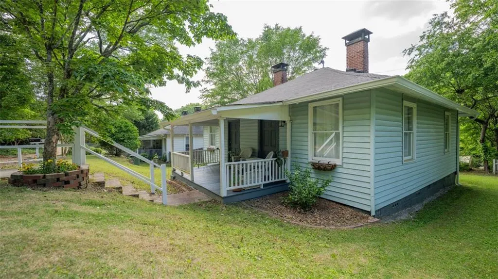 2881 Parrott Avenue Nw, Atlanta, Georgia 30318, 2 Bedrooms Bedrooms, ,2 BathroomsBathrooms,Residential,For Sale,2881 Parrott Avenue Nw,7568713