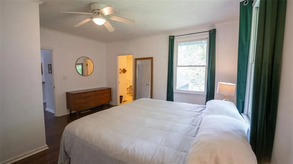 2881 Parrott Avenue Nw, Atlanta, Georgia 30318, 2 Bedrooms Bedrooms, ,2 BathroomsBathrooms,Residential,For Sale,2881 Parrott Avenue Nw,7568713