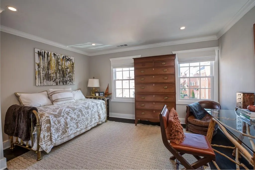 107 Jefferson Circle, Sandy Springs, Georgia 30328, 4 Bedrooms Bedrooms, ,3 BathroomsBathrooms,Residential,Sold,107 Jefferson Circle,6125796