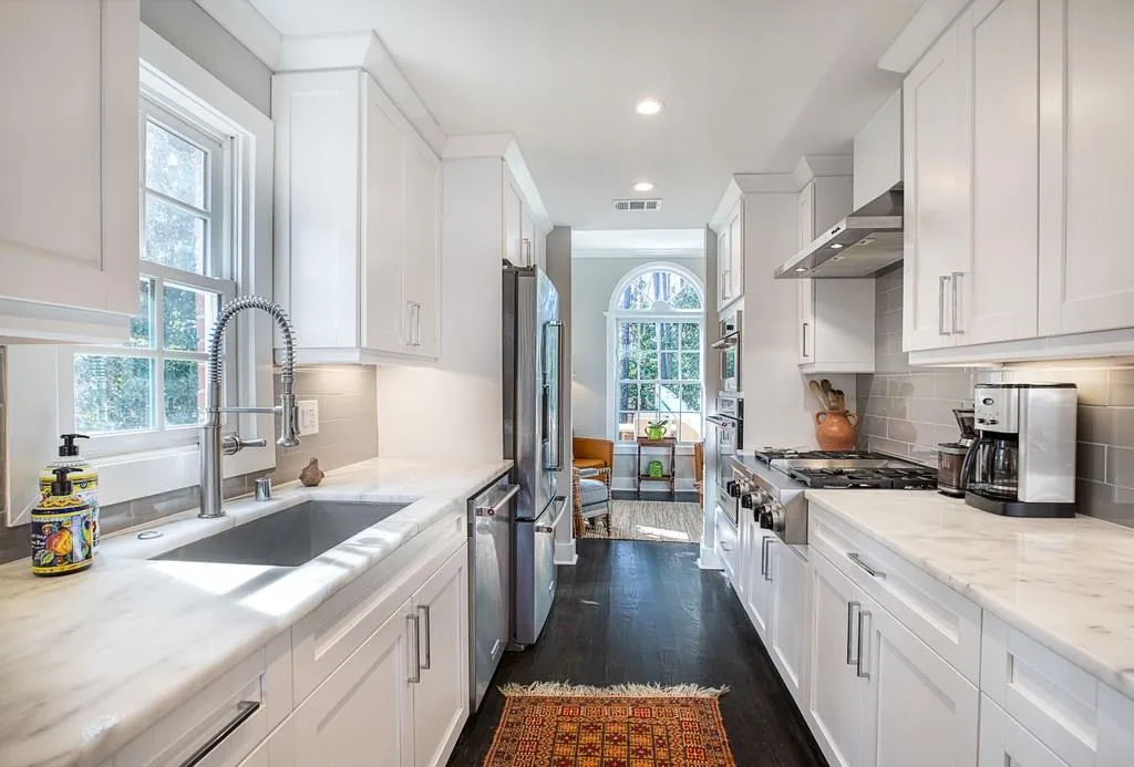 107 Jefferson Circle, Sandy Springs, Georgia 30328, 4 Bedrooms Bedrooms, ,3 BathroomsBathrooms,Residential,Sold,107 Jefferson Circle,6125796