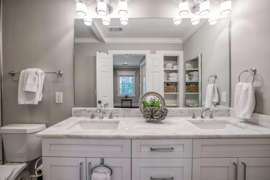 107 Jefferson Circle, Sandy Springs, Georgia 30328, 4 Bedrooms Bedrooms, ,3 BathroomsBathrooms,Residential,Sold,107 Jefferson Circle,6125796