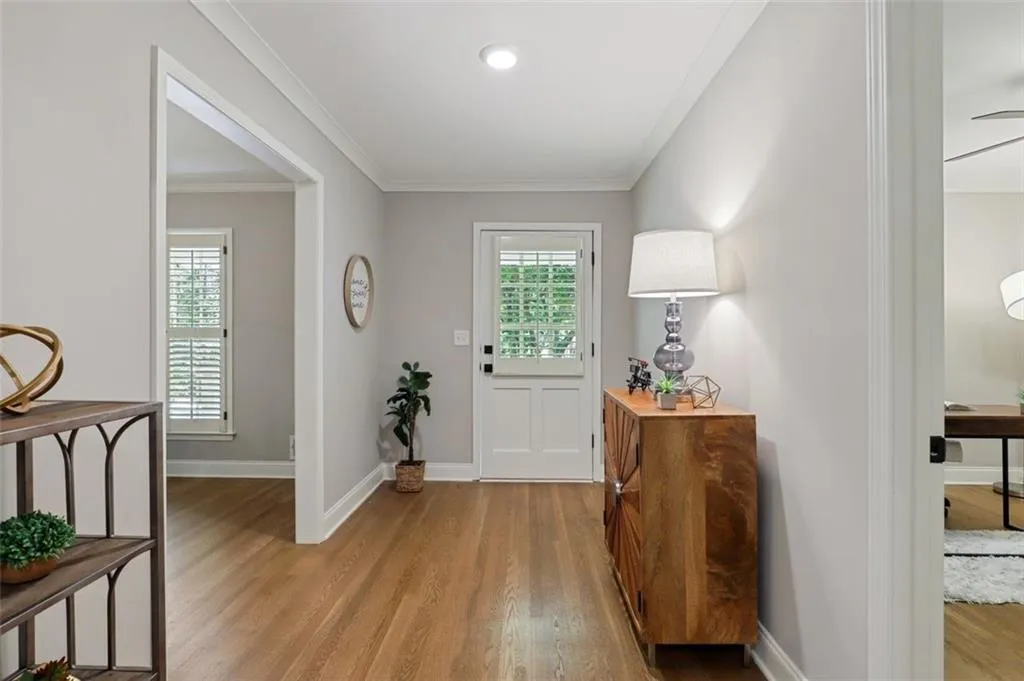 24 Brandon Ridge Drive, Sandy Springs, Georgia 30328, 5 Bedrooms Bedrooms, ,3 BathroomsBathrooms,Residential,Sold,24 Brandon Ridge Drive,7087997