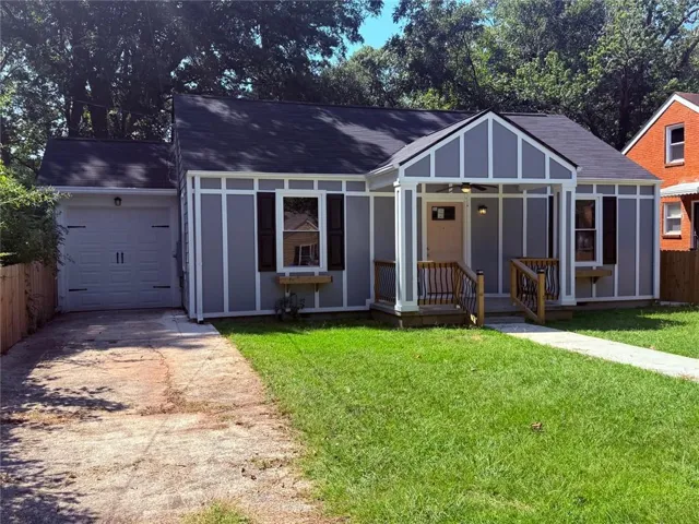 2447 Crestview Avenue, Decatur, Georgia 30032