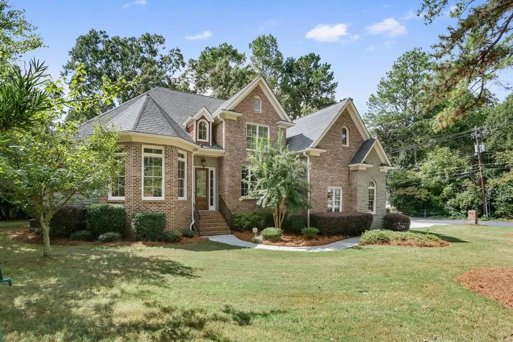 6511 Long Island Drive, Atlanta, Georgia 30328, 6 Bedrooms Bedrooms, ,4 BathroomsBathrooms,Residential,Sold,6511 Long Island Drive,6092106