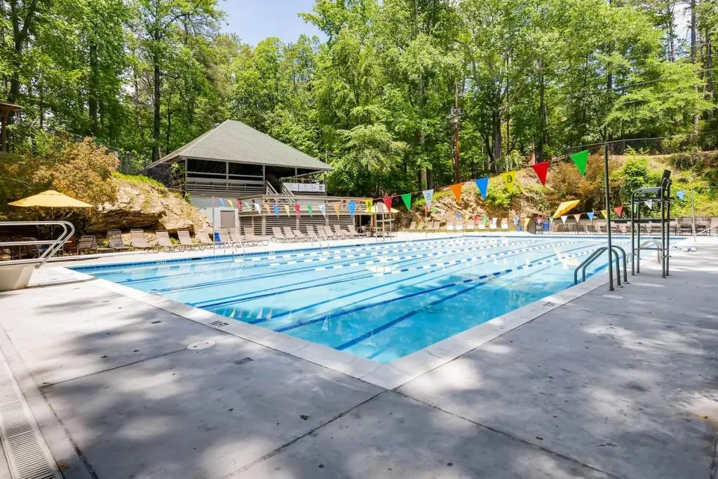 6511 Long Island Drive, Atlanta, Georgia 30328, 6 Bedrooms Bedrooms, ,4 BathroomsBathrooms,Residential,Sold,6511 Long Island Drive,6092106