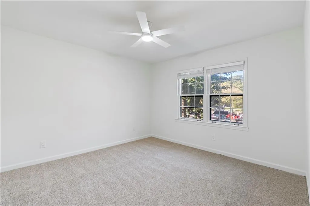 13 Chaumont Square Nw, Atlanta, Georgia 30327, 2 Bedrooms Bedrooms, ,2 BathroomsBathrooms,Residential,For Sale,13 Chaumont Square Nw,7664977