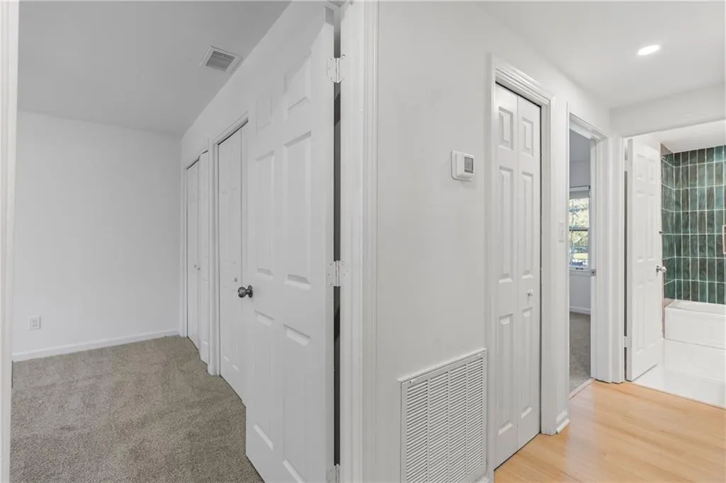 13 Chaumont Square Nw, Atlanta, Georgia 30327, 2 Bedrooms Bedrooms, ,2 BathroomsBathrooms,Residential,For Sale,13 Chaumont Square Nw,7664977