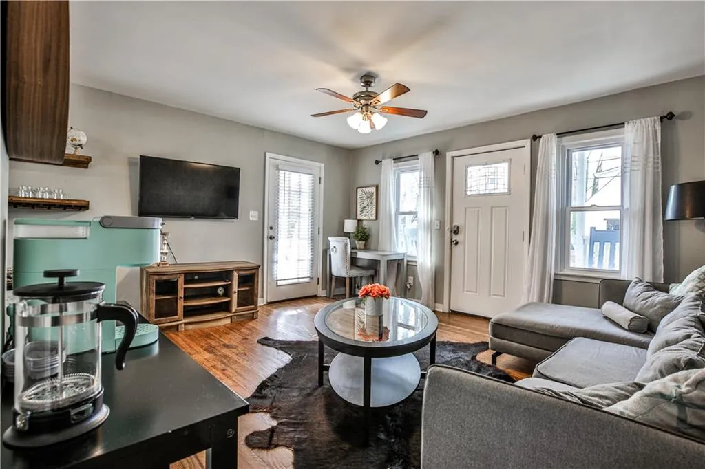 815 Verner Street Nw, Atlanta, Georgia 30318, ,Residential Income,For Sale,815 Verner Street Nw,7631041