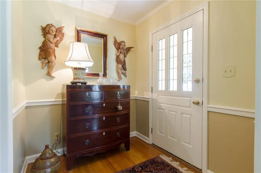 780 Starlight Lane, Atlanta, Georgia 30342, 4 Bedrooms Bedrooms, ,3 BathroomsBathrooms,Residential,Sold,780 Starlight Lane,5606674