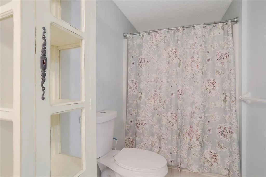 210 Brantley Road, Atlanta, Georgia 30350, 3 Bedrooms Bedrooms, ,3 BathroomsBathrooms,Residential,Sold,210 Brantley Road,6950679 210 Brantley Road, Atlanta, Georgia 30350, 3 Bedrooms Bedrooms, ,3 BathroomsBathrooms,Residential,Sold,210 Brantley Road,6950679