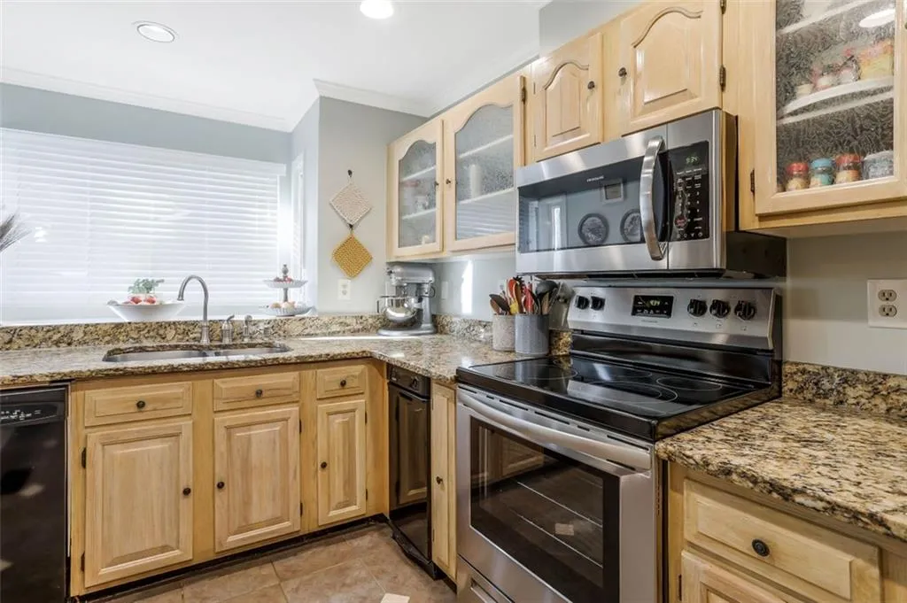 210 Brantley Road, Atlanta, Georgia 30350, 3 Bedrooms Bedrooms, ,3 BathroomsBathrooms,Residential,Sold,210 Brantley Road,6950679 210 Brantley Road, Atlanta, Georgia 30350, 3 Bedrooms Bedrooms, ,3 BathroomsBathrooms,Residential,Sold,210 Brantley Road,6950679